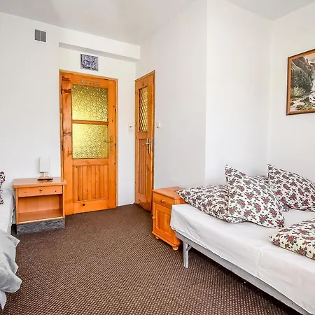 Oda ve Kahvaltı U Landy