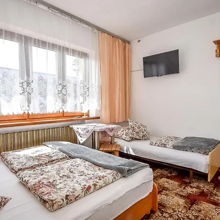 U Landy Oda ve Kahvaltı 3*